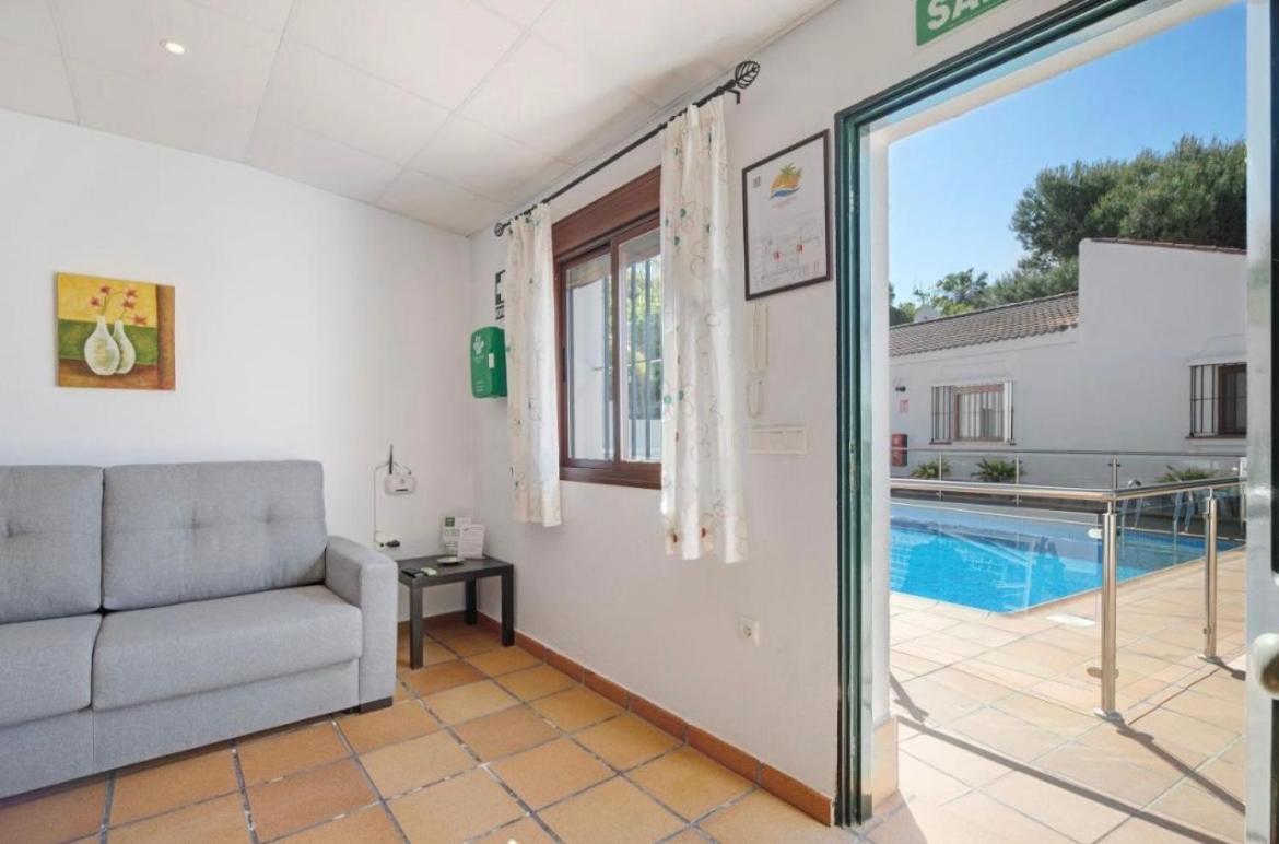 Novobarrosa Apartamentos Turisticos Chiclana de la Frontera Exterior photo